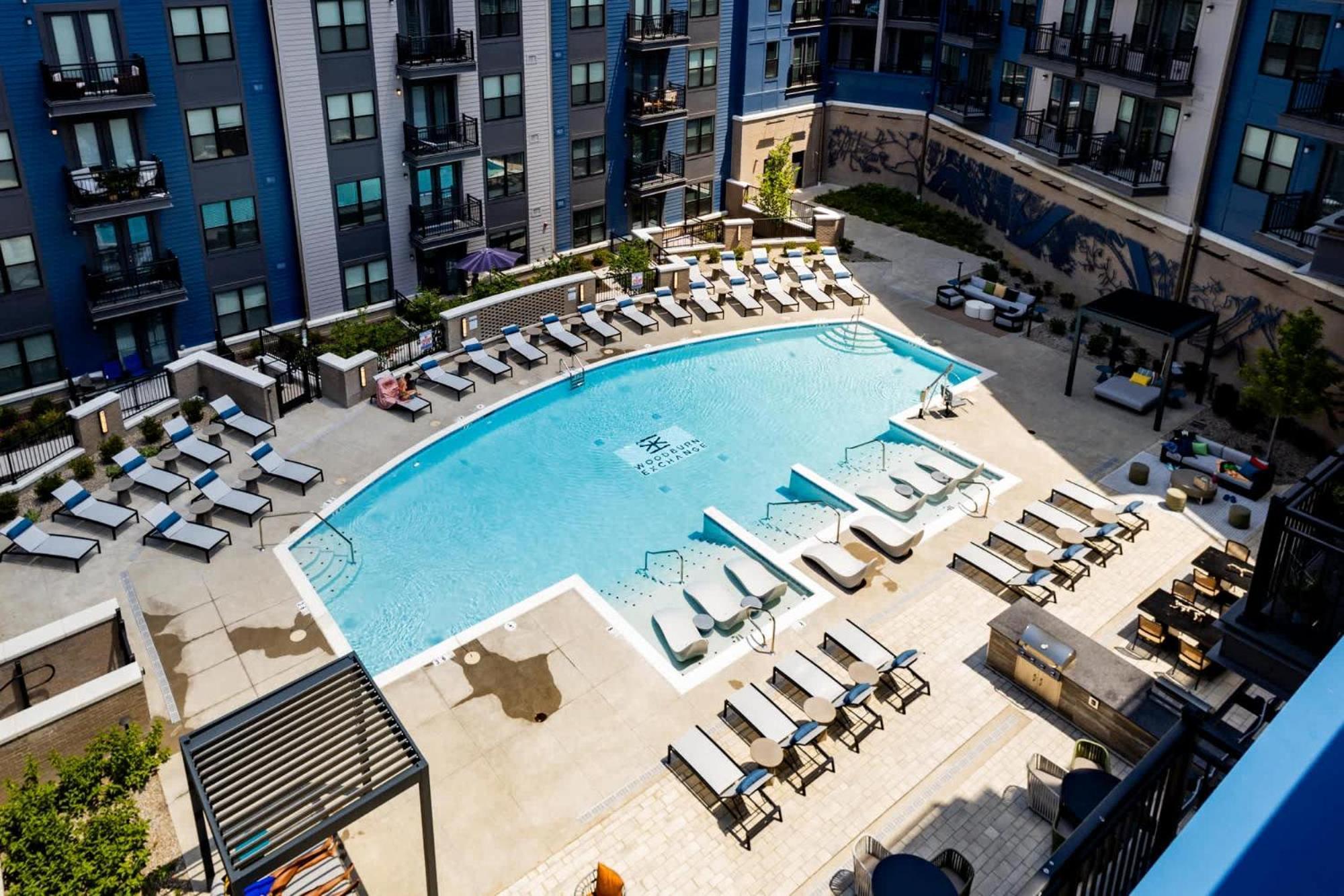 Apartment Charming 2br 2ba Retreat Near Downtown